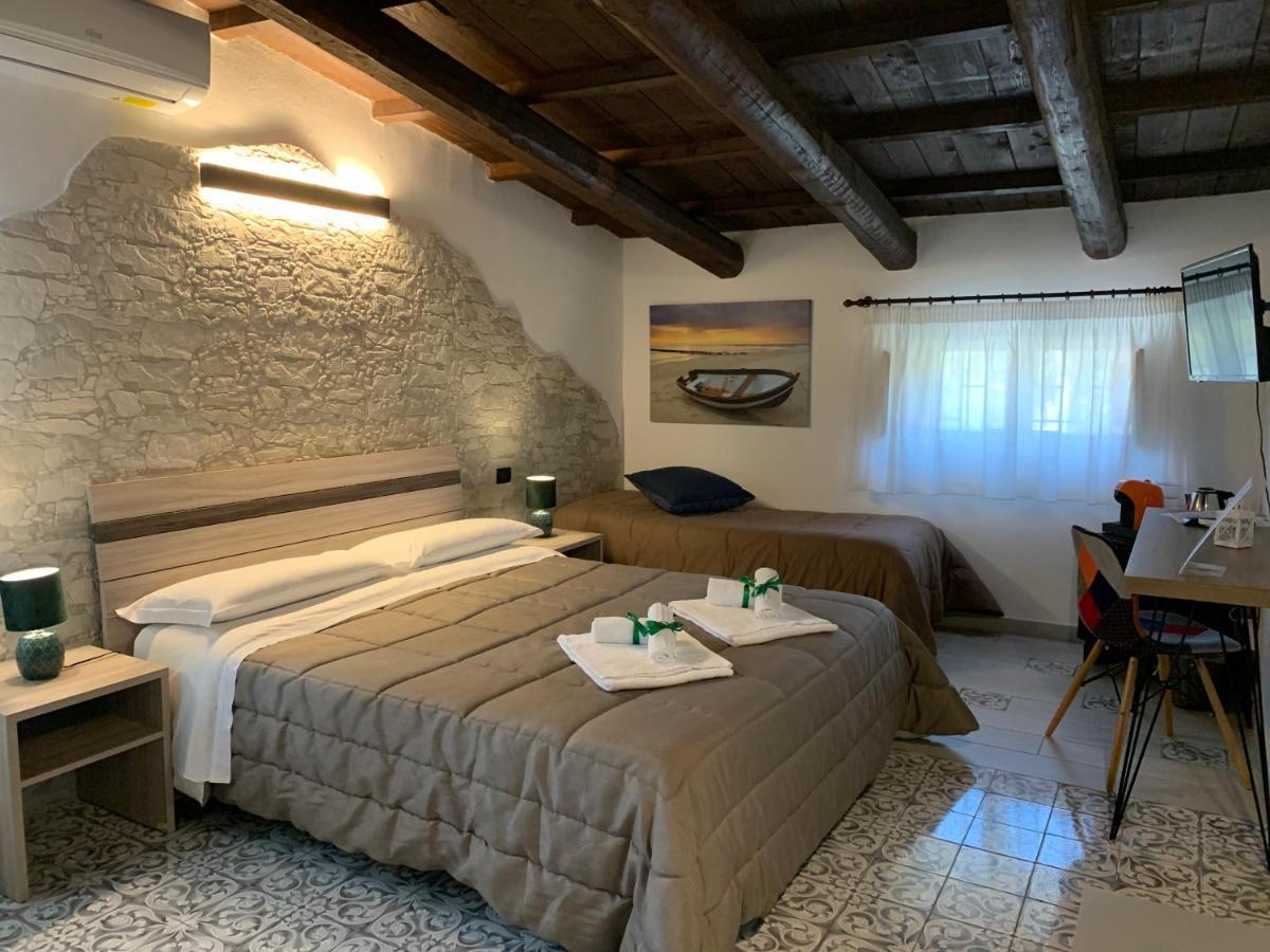 Villa Anna Guesthouse Brindisi Exteriör bild